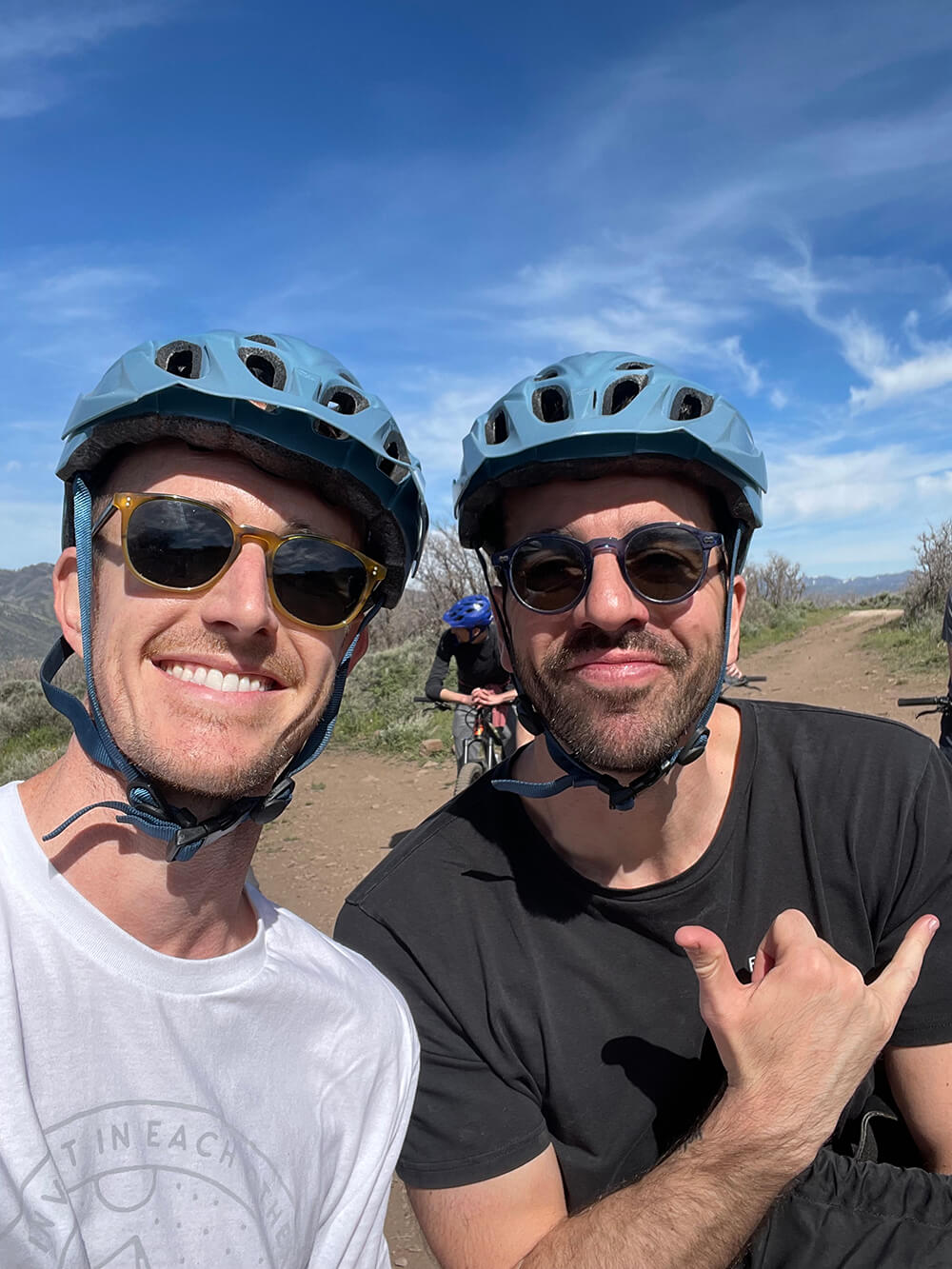 Steli and Ryan from Close Biking